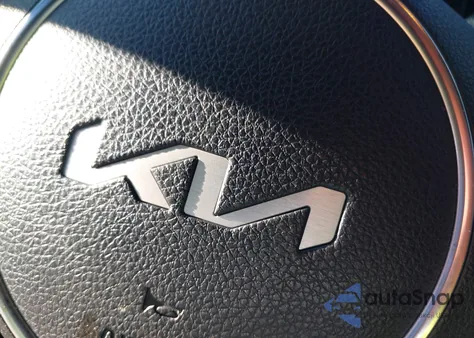 2022 Kia K5 Gt-Line z USA, uszkodzony, nr VIN 5XXG64J29NG137528